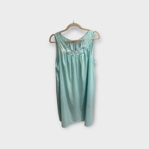 Shadowline 1X Aqua Blue Nylon Nightgown Sleeveless Roses Trim Sleepwear